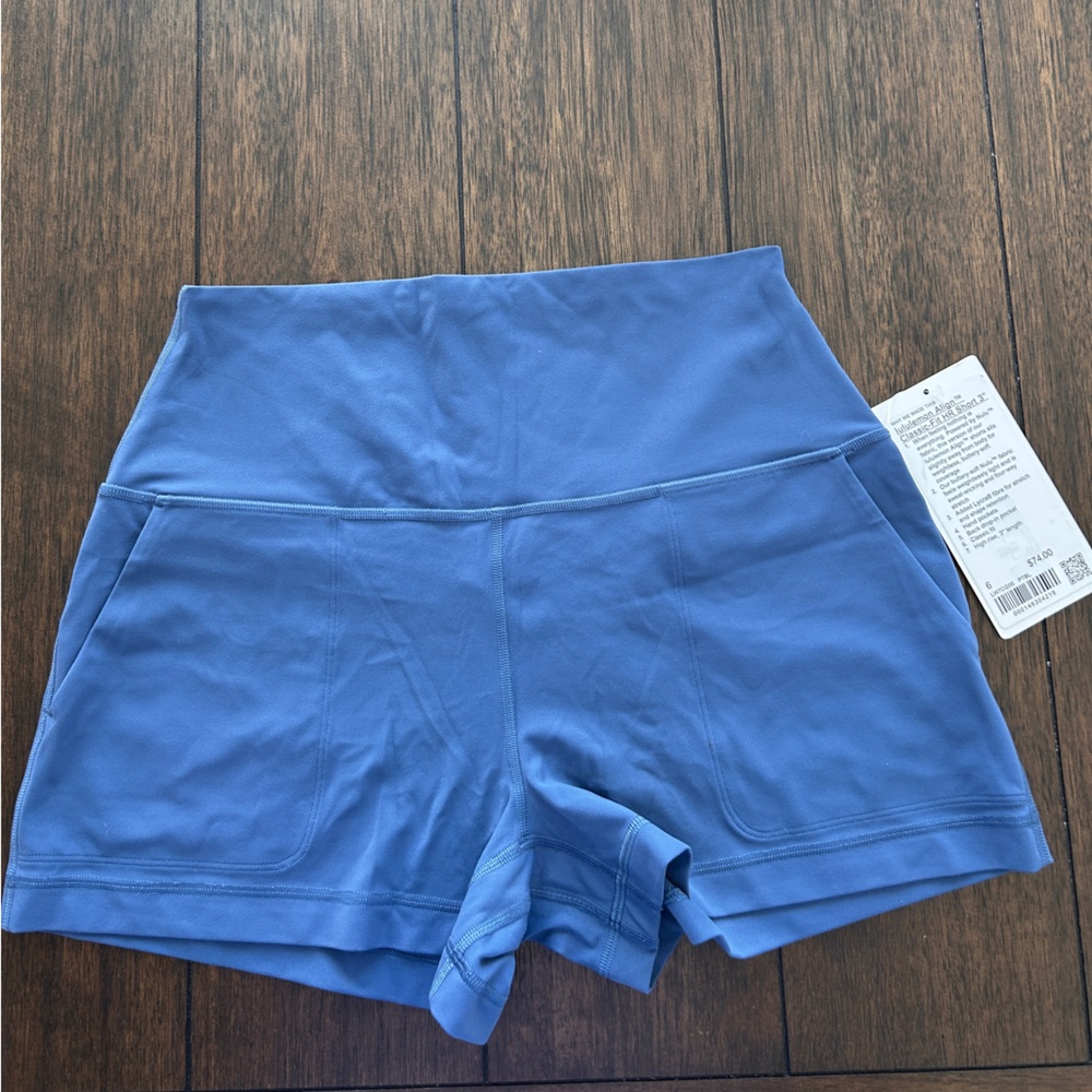 Lululemon Align Classic Fit HR short 3”